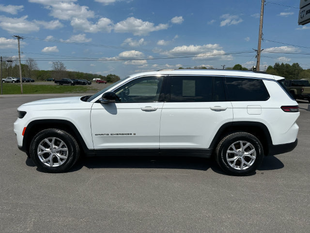 Used 2021 Jeep Grand Cherokee L Limited AWD/4WD image 2