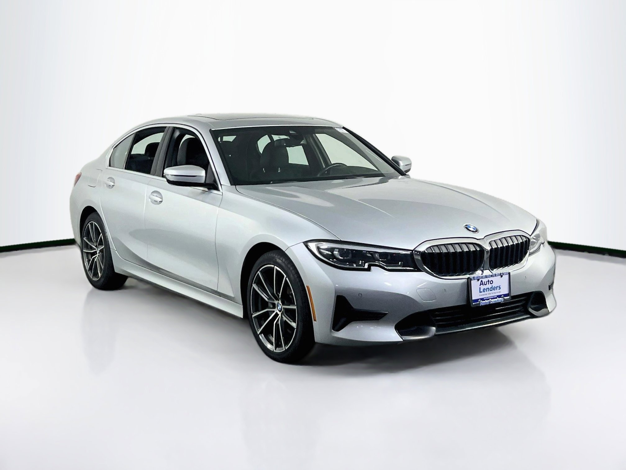 Used 2019 BMW 330i xDrive Sedan w/ Premium Package image 3