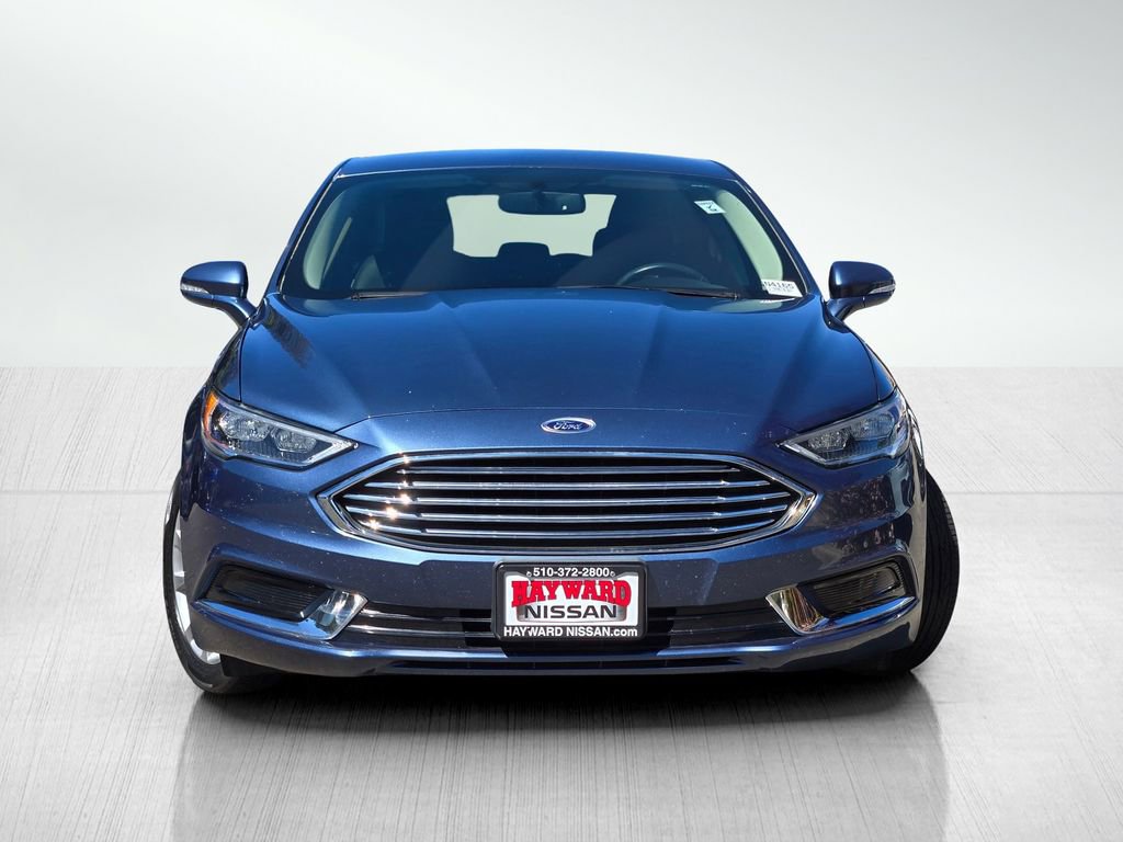 Used 2018 Ford Fusion Energi SE image 2