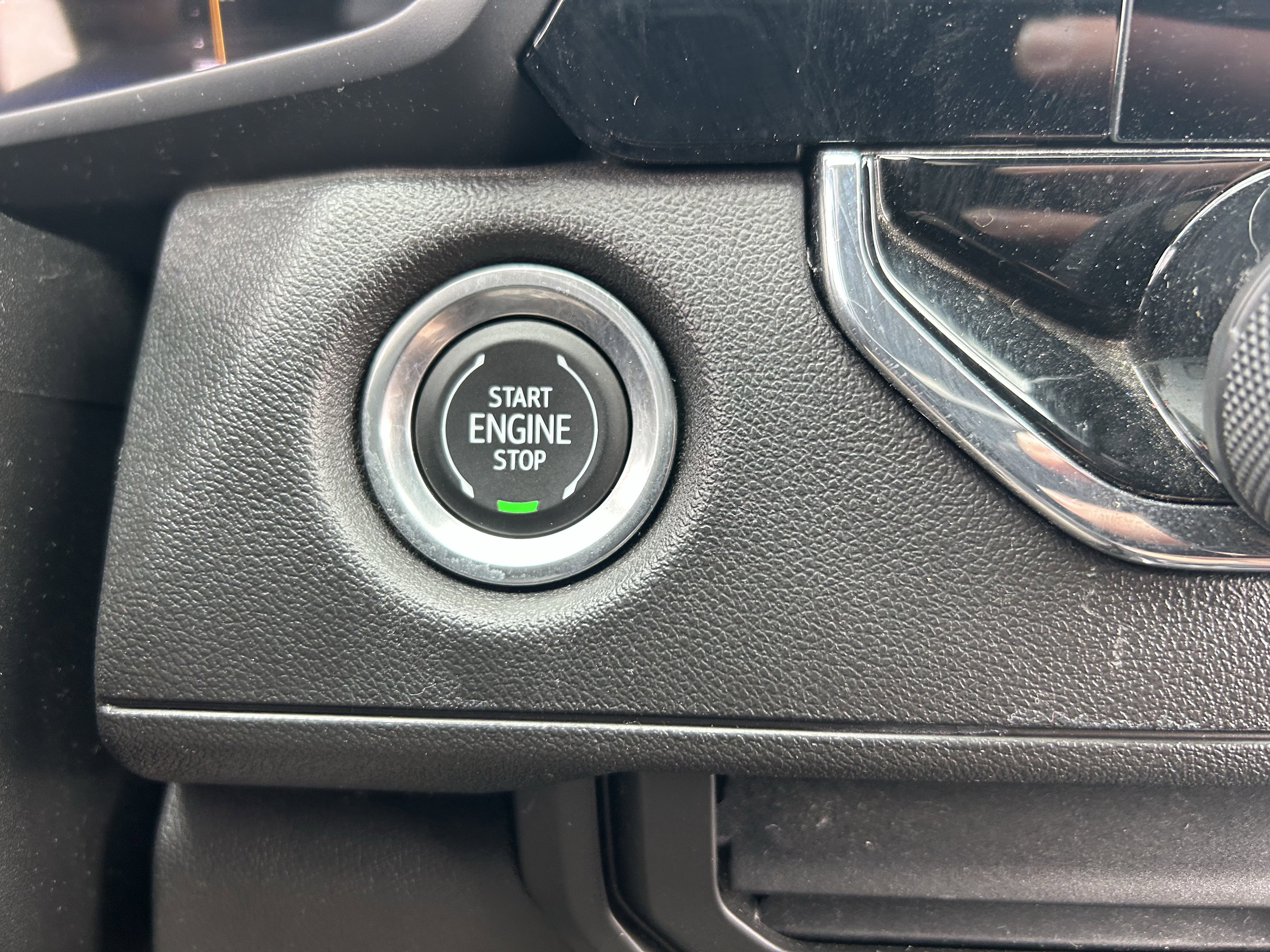 Used 2023 Chevrolet Colorado W/T image 18