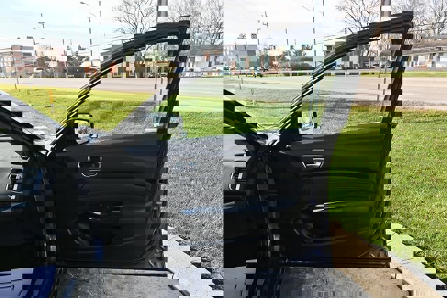 Used 2018 Acura TLX 2.4L Tech Pkg image 18