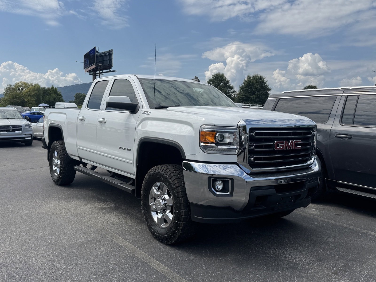 Used 2016 GMC Sierra 2500 SLE w/ SLE Preferred Package