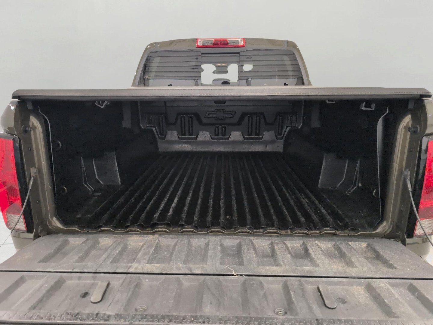 Used 2023 Chevrolet Colorado Trail Boss w/ Technology Package AWD/4WD image 16