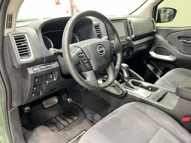Used 2024 Nissan Frontier SV w/ SV Convenience Package RWD image 22