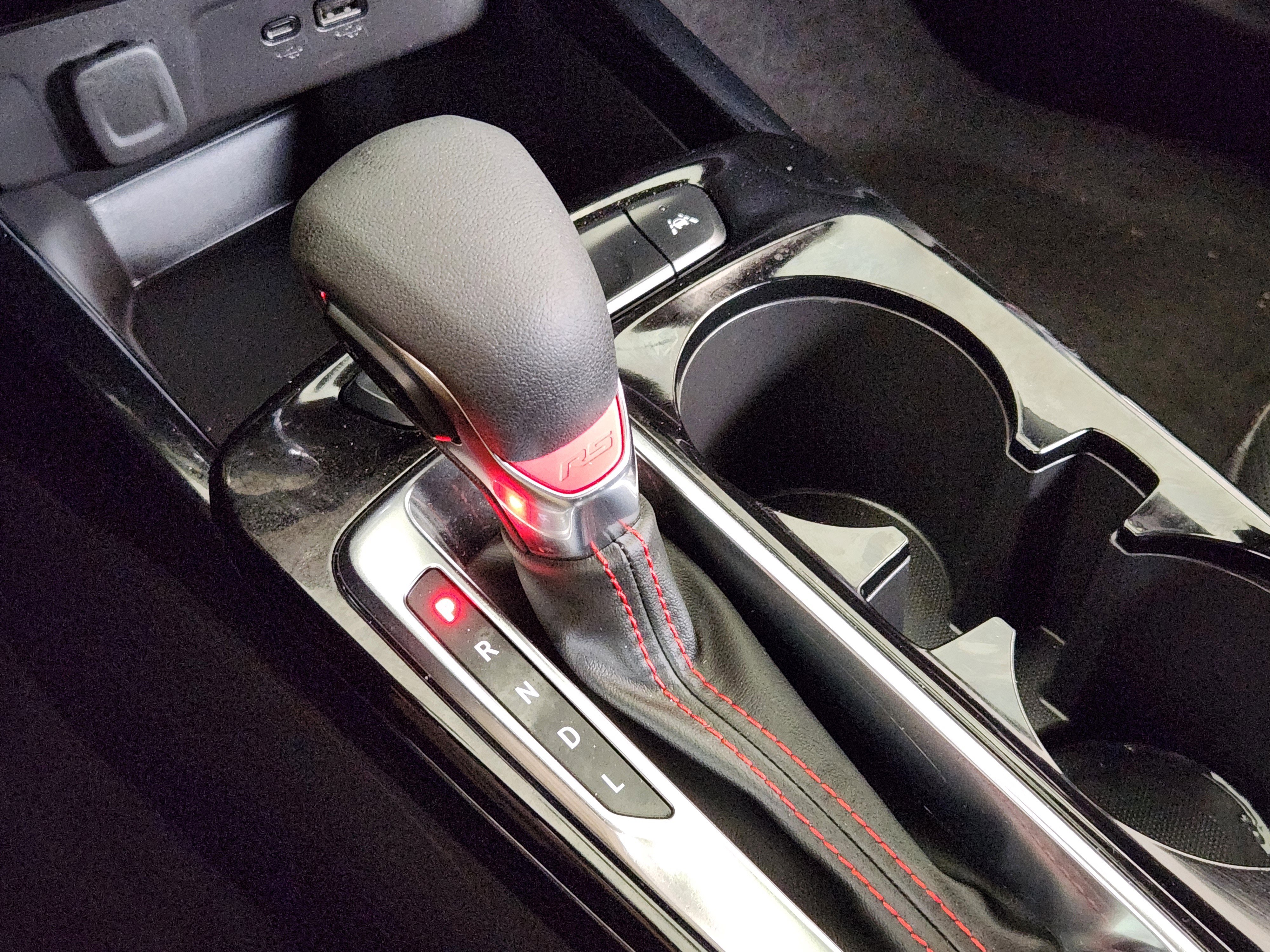 Certified 2024 Chevrolet Trax RS w/ Driver Confidence Package image 21