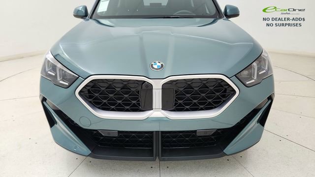Used 2025 BMW X2 xDrive28i image 8