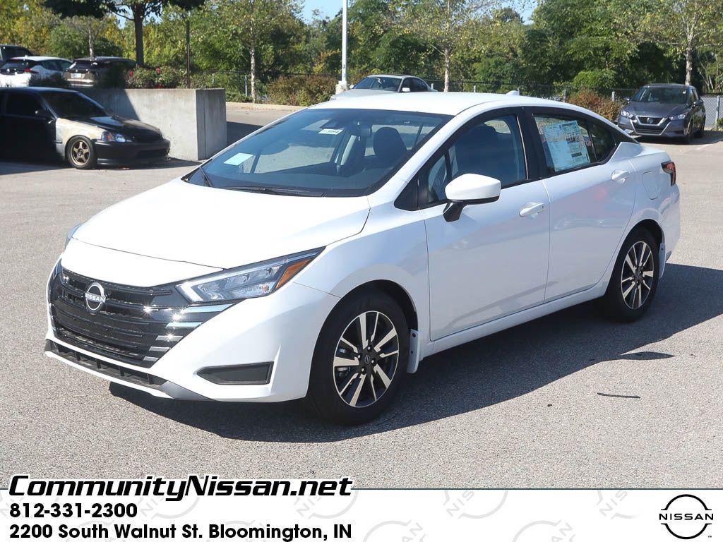 New 2025 Nissan Versa SV w/ Trunk Package image 2