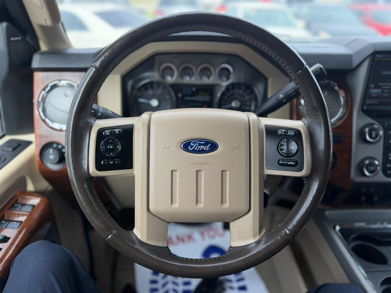 Used 2016 Ford F250 King Ranch w/ King Ranch Package AWD/4WD image 20
