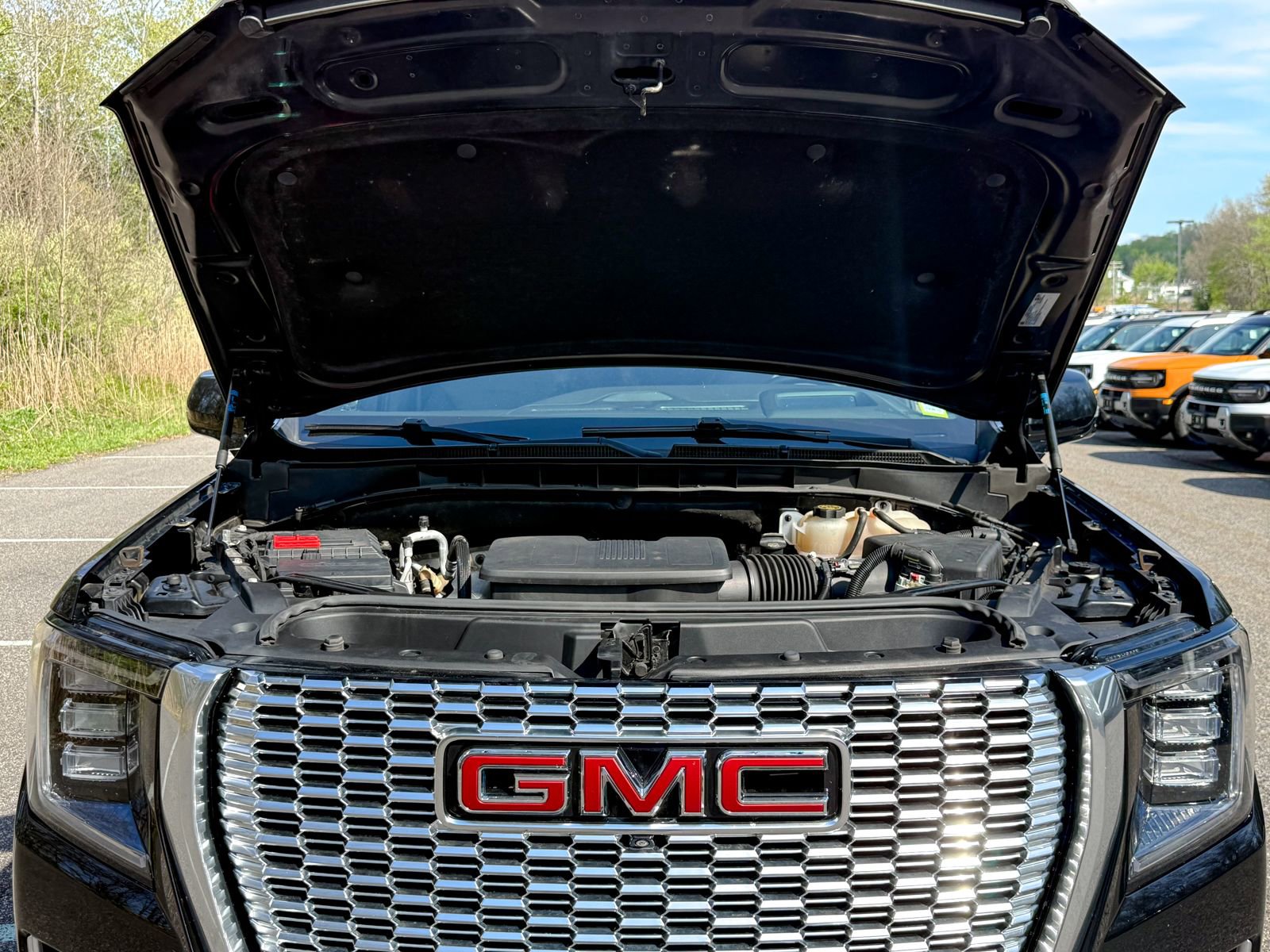 Used 2023 GMC Yukon XL Denali w/ Max Trailering Package AWD/4WD image 15