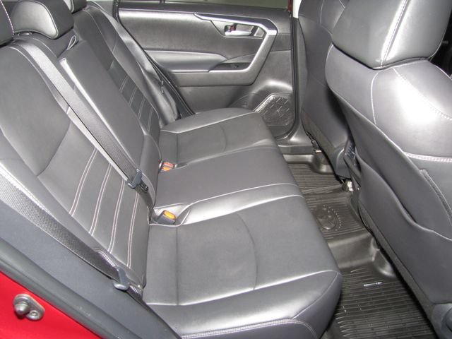 Used 2025 Toyota RAV4 XLE Premium FWD image 18
