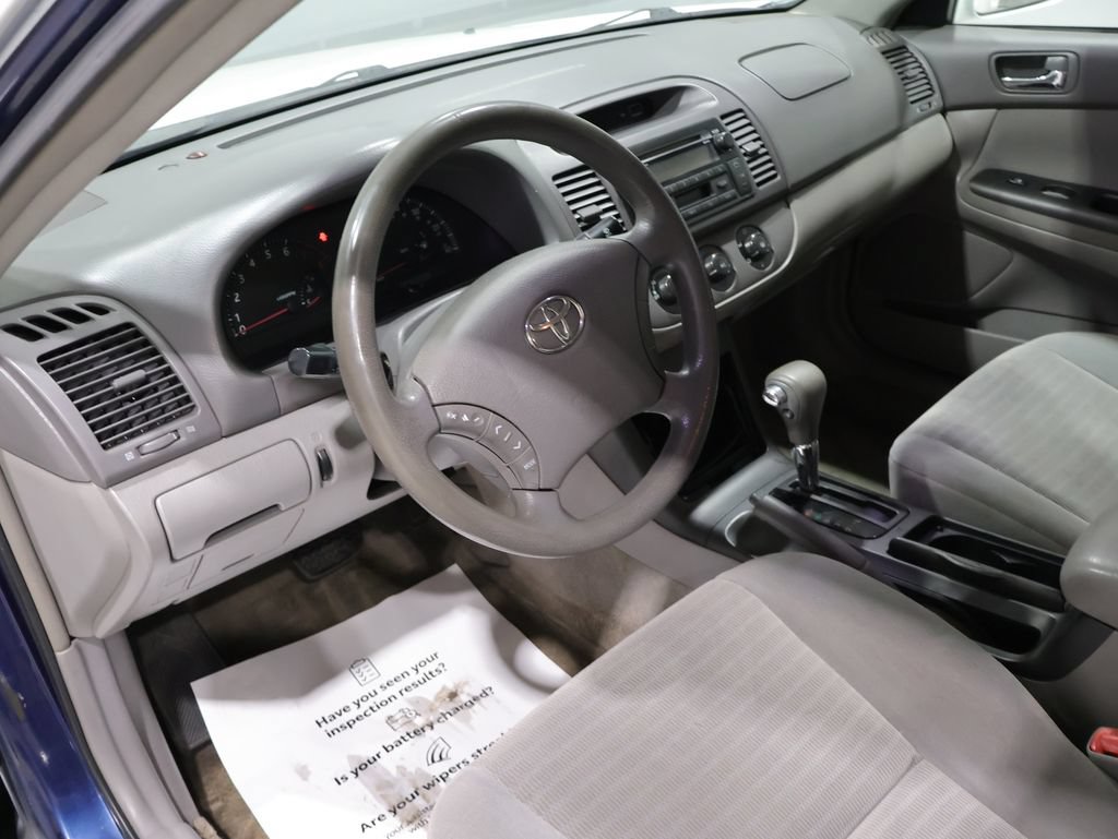 Used 2005 Toyota Camry LE FWD image 14