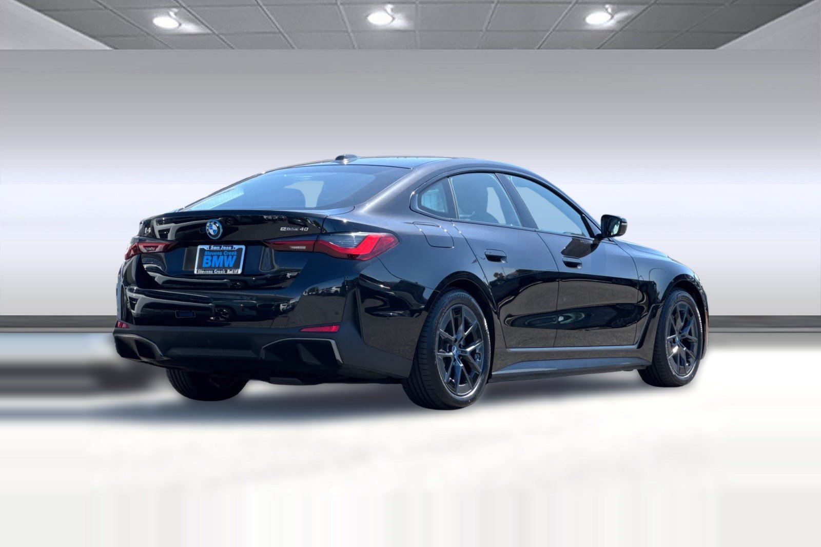 Certified 2023 BMW i4 eDrive40 w/ Premium Package RWD image 8