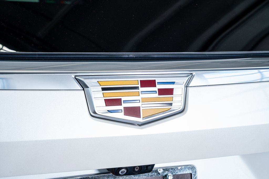 Used 2023 Cadillac Escalade Premium Luxury w/ LPO, Floor Liner Package image 25