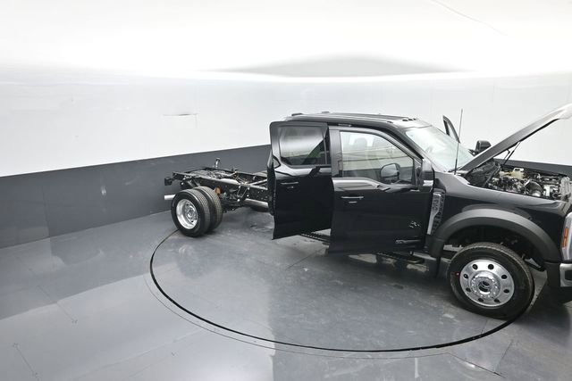 New 2026 Ford F450 Lariat image 40