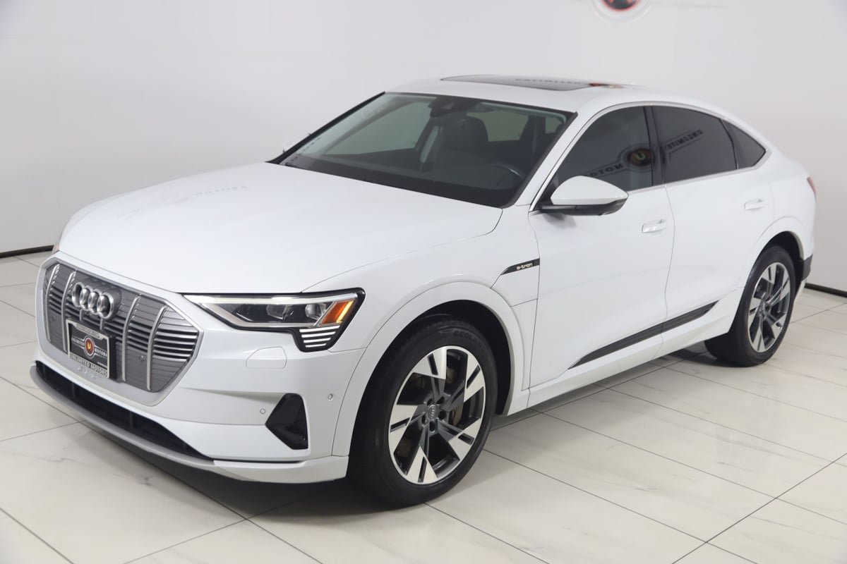 Used 2020 Audi e-tron Premium Plus AWD/4WD image 22