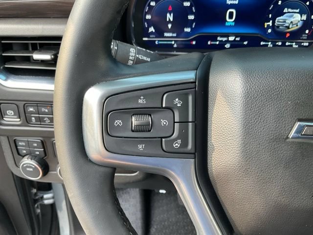 Used 2024 Chevrolet Suburban Z71 w/ Luxury Package AWD/4WD image 11