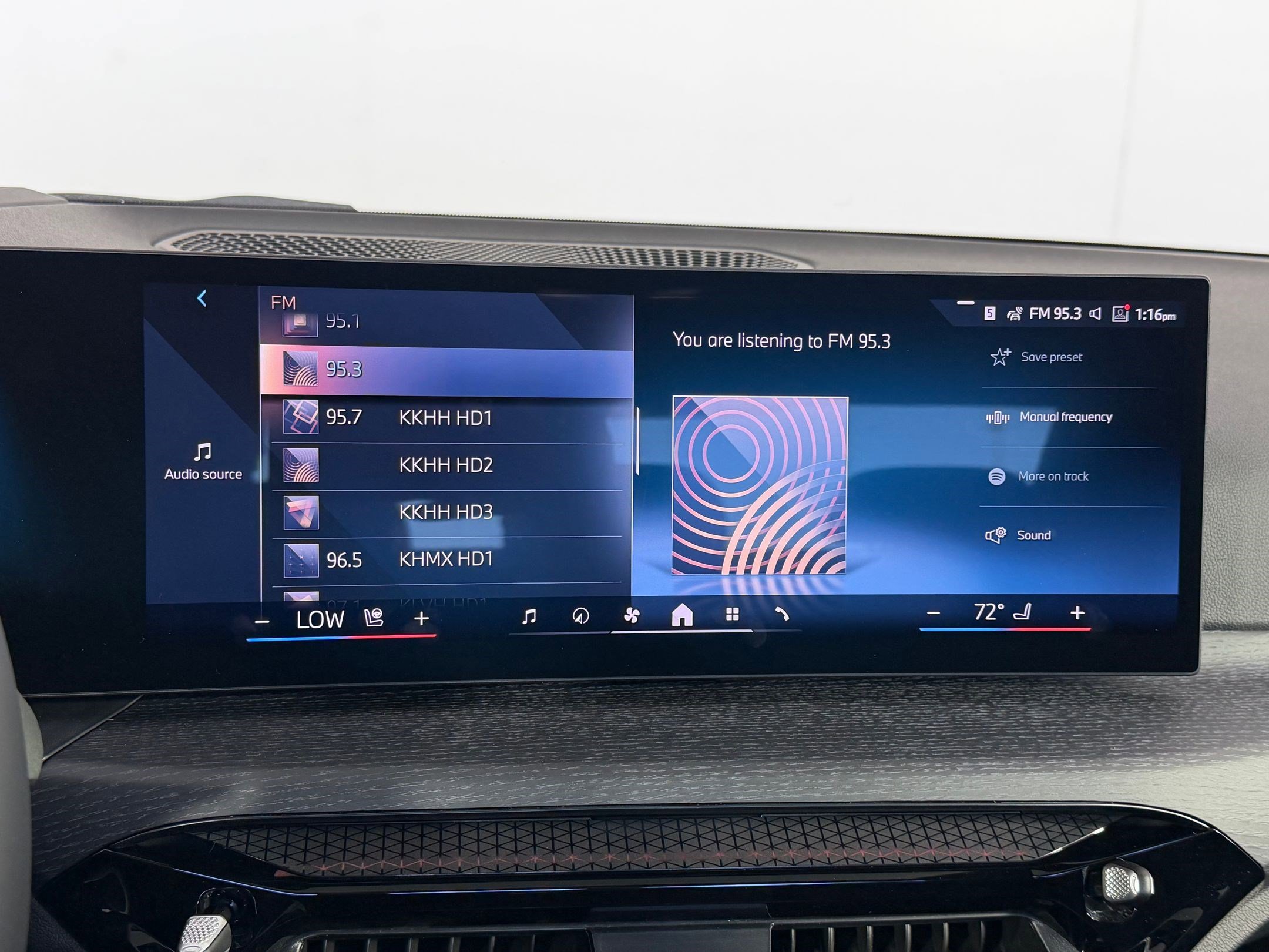 New 2026 BMW 330i Sedan w/ M Sport Package image 23