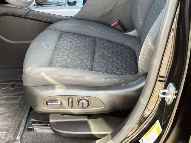 Certified 2021 Chevrolet Blazer LT FWD image 25