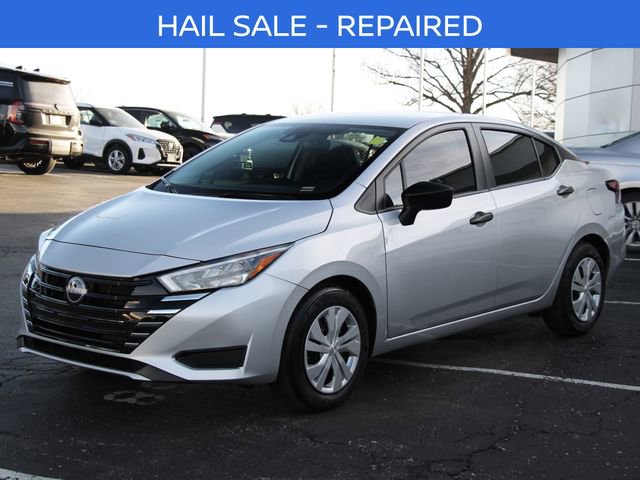 Certified 2025 Nissan Versa S w/ Trunk Package image 6
