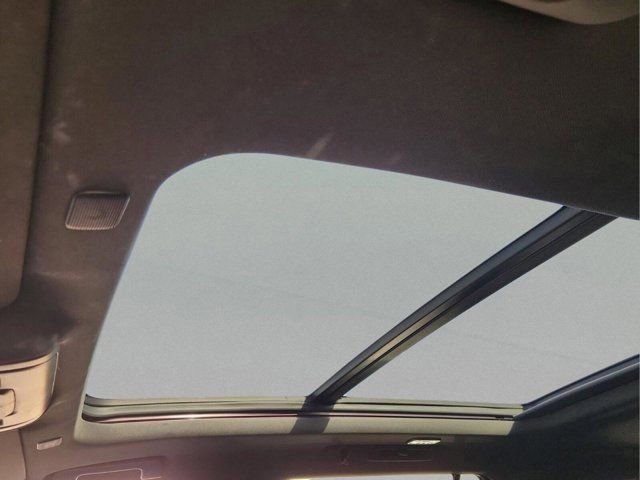 Used 2021 Chevrolet Tahoe RST w/ Luxury Package image 16