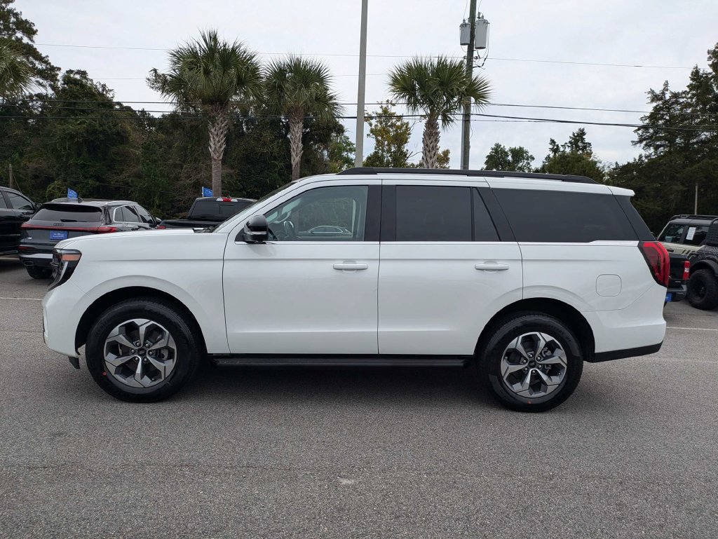 New 2027 Ford Expedition Active RWD image 7