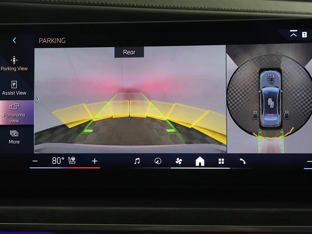 Used 2025 BMW i7 xDrive60 w/ Premium Package image 52