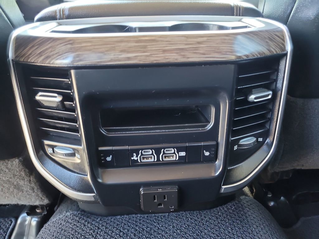 Used 2019 RAM 3500 Laramie AWD/4WD image 18