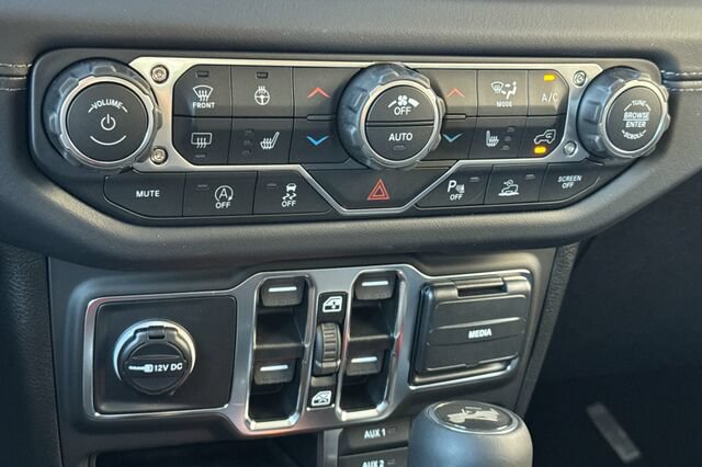 New 2027 Jeep Wrangler Unlimited Sahara AWD/4WD image 17
