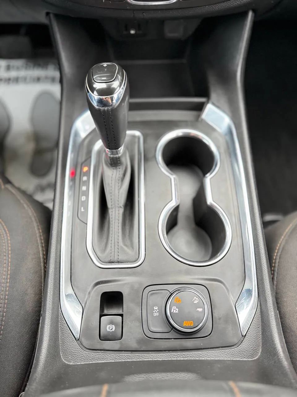 Used 2018 Chevrolet Traverse LT AWD/4WD image 18