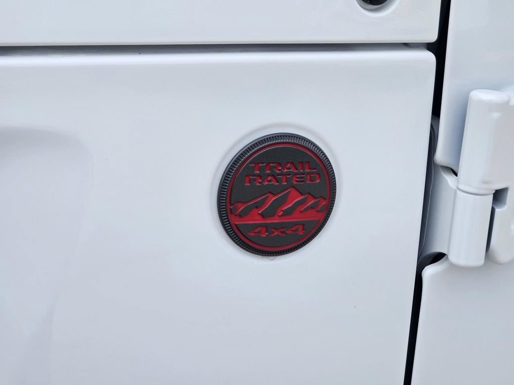 Used 2026 Jeep Wrangler Unlimited Rubicon AWD/4WD image 36