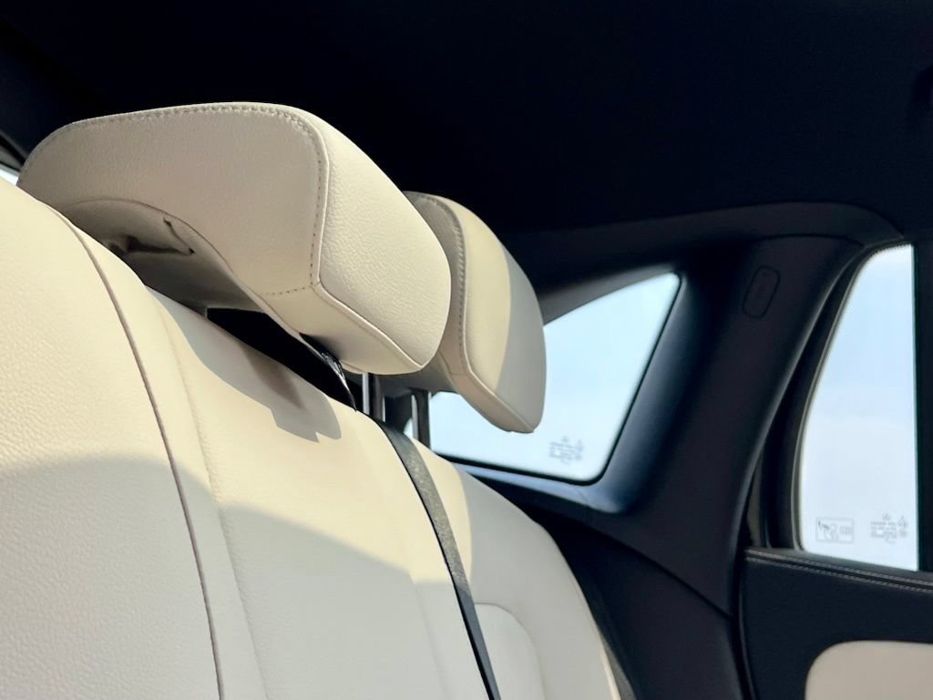 Certified 2023 Mercedes-Benz GLA 250 4MATIC image 24