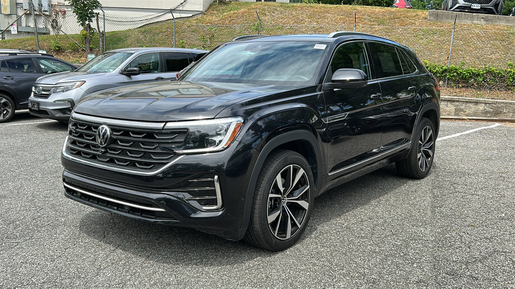 Used 2026 Volkswagen Atlas Cross Sport SEL Premium R-Line AWD/4WD image 3