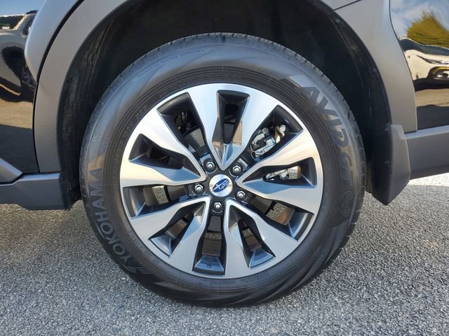 Certified 2025 Subaru Outback Touring w/ Popular Package #2 image 12