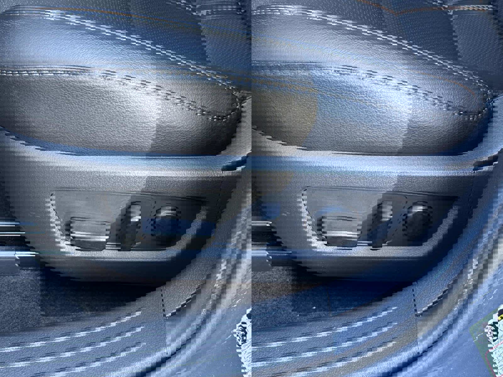 Certified 2025 MAZDA CX-50 AWD 2.5 Hybrid w/ Premium Pkg image 21