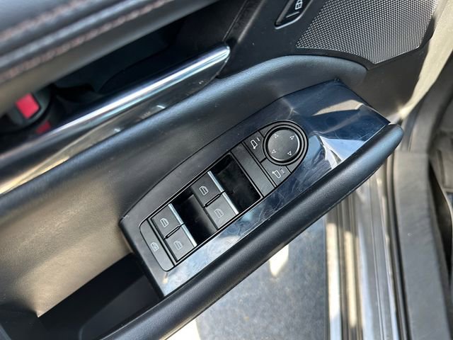 Used 2019 MAZDA MAZDA3 Hatchback FWD image 19
