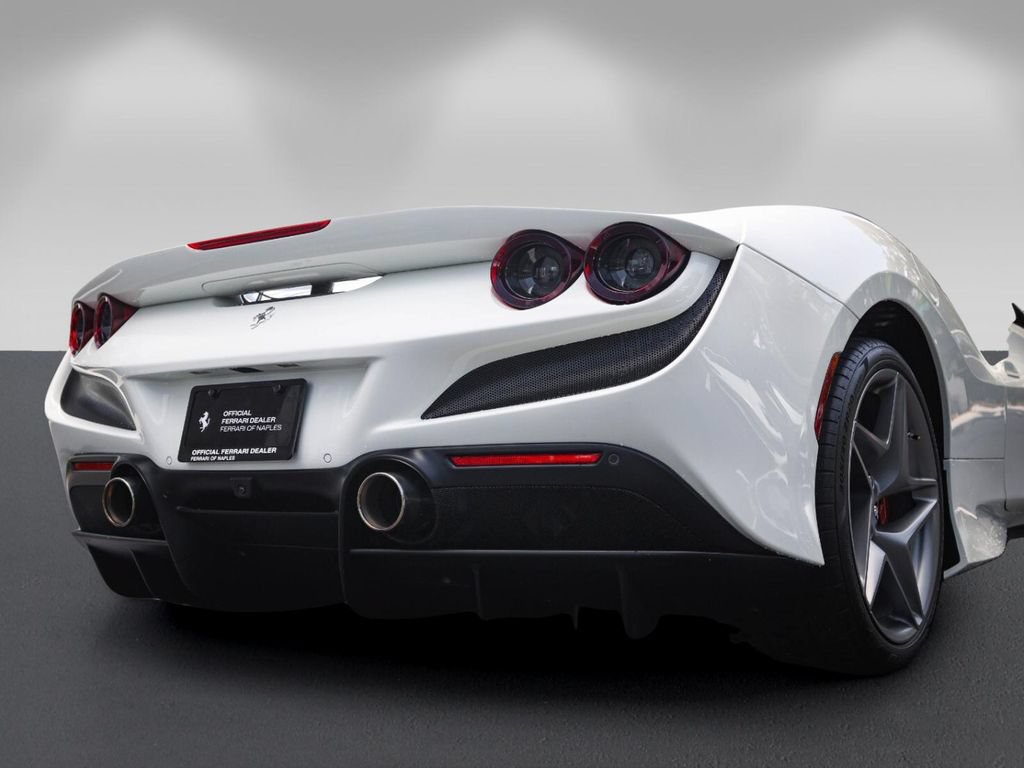 Used 2021 Ferrari F8 Tributo RWD image 16