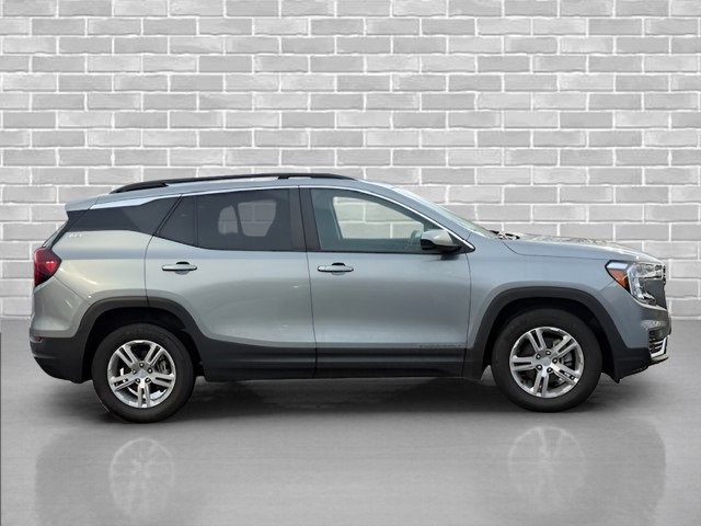 Certified 2023 GMC Terrain SLE w/ Driver Convenience Package image 8