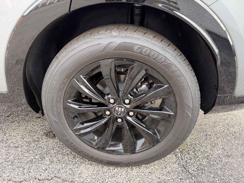 New 2026 Buick Envista Sport Touring FWD image 14