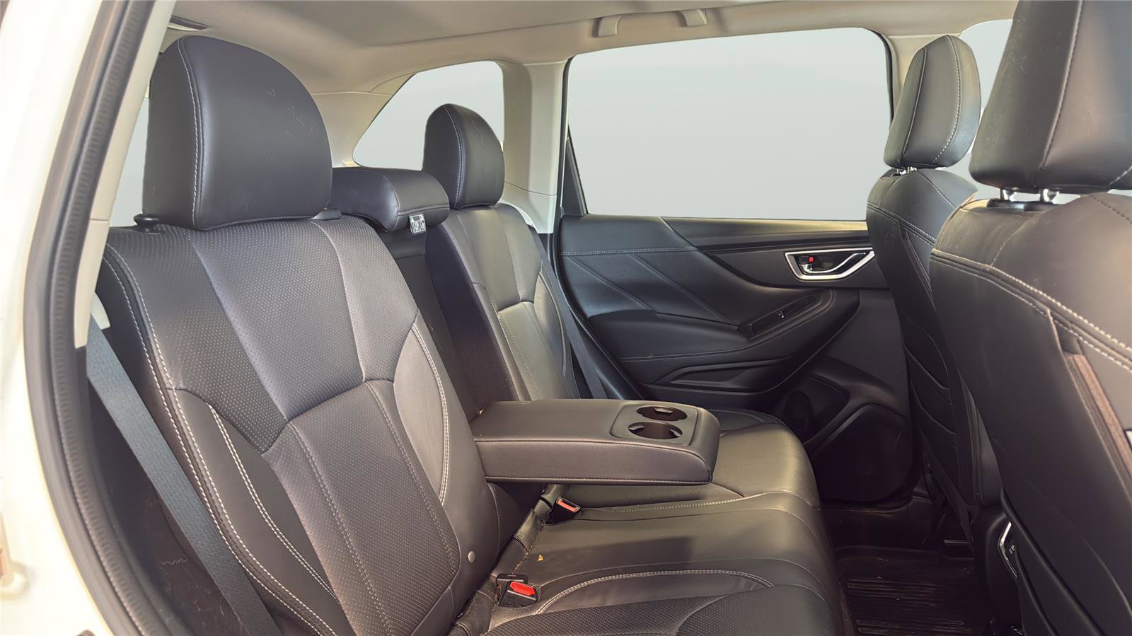 Used 2020 Subaru Forester Limited w/ Popular Package #3 image 10