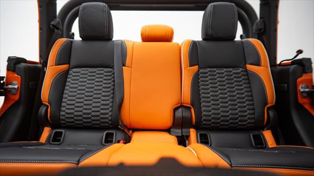 Used 2025 Jeep Gladiator Sport image 45