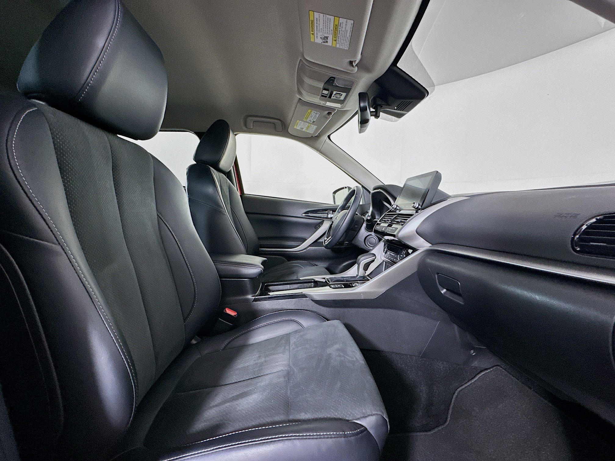 Used 2025 Mitsubishi Eclipse Cross SE image 30