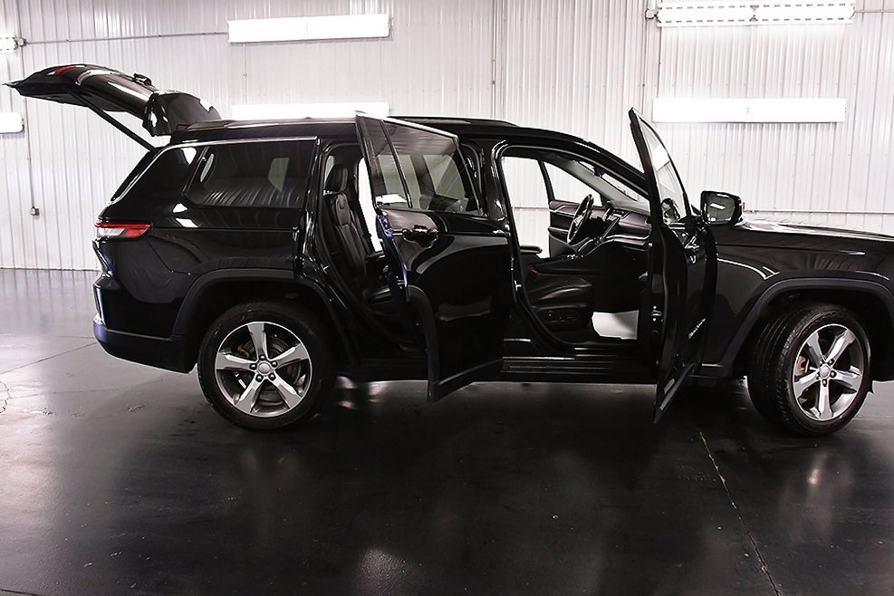 Used 2021 Jeep Grand Cherokee L Limited w/ Luxury Tech Group II image 30