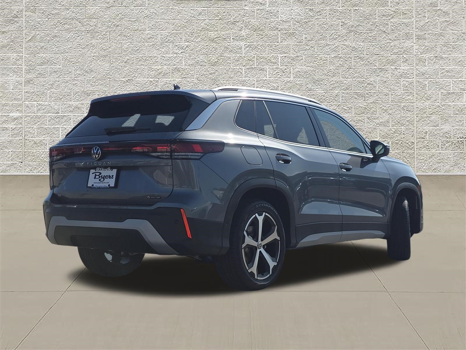 New 2026 Volkswagen Tiguan SE AWD/4WD image 7