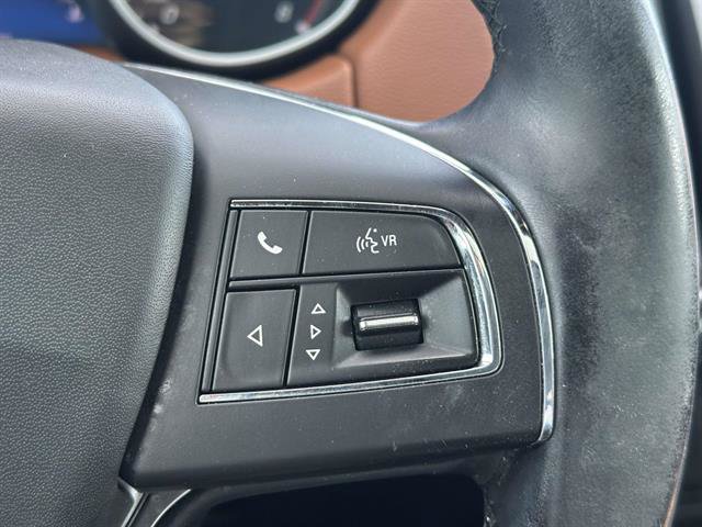 Used 2020 Maserati Levante AWD/4WD image 17