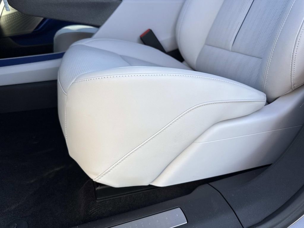 New 2026 Cadillac Optiq Sport 2 image 20