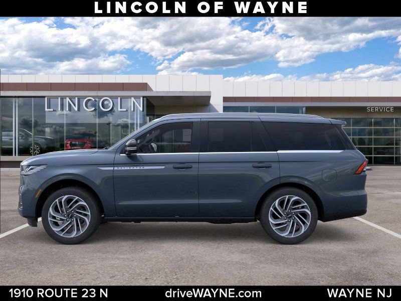 New 2026 Lincoln Navigator Reserve AWD/4WD video 3