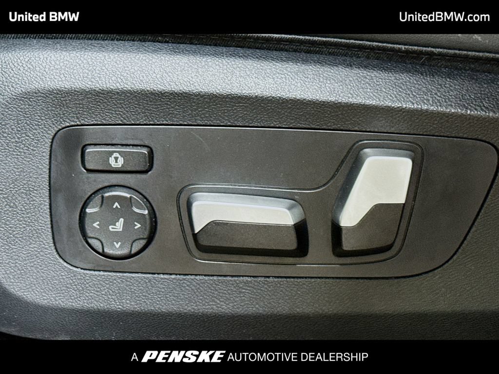 Used 2024 BMW X5 xDrive40i w/ Parking Assistance Package AWD/4WD image 4