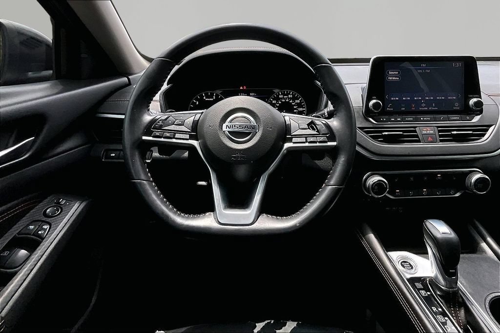 Used 2020 Nissan Altima 2.5 SR w/ Premium Package FWD image 10