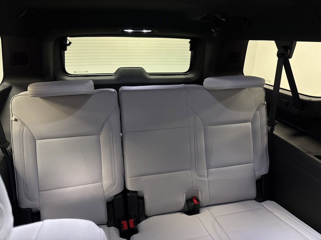New 2026 Chevrolet Suburban Premier image 14
