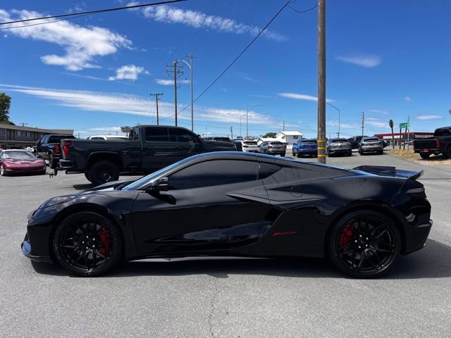 Used 2025 Chevrolet Corvette Z06 image 11